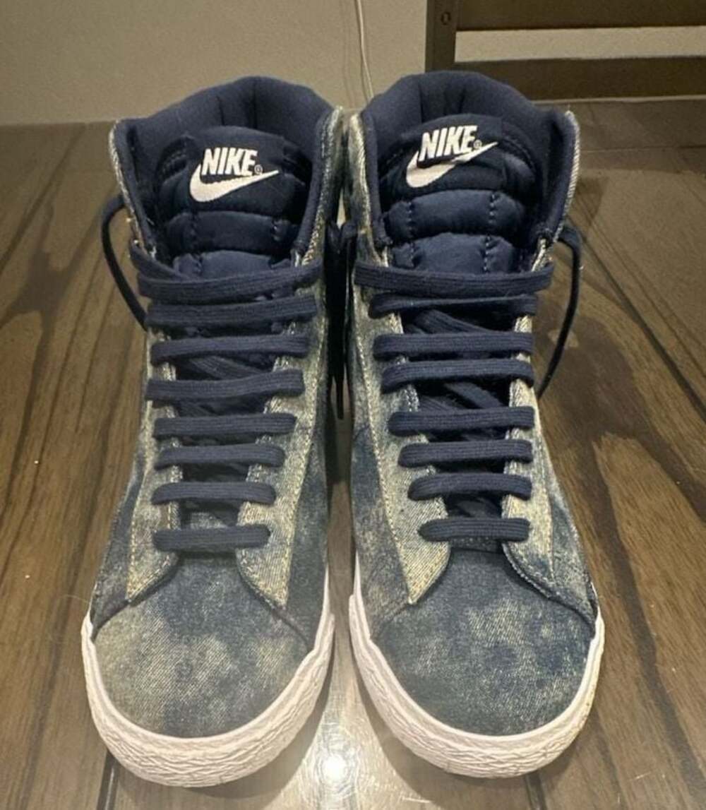 Nike Blazer Mid '77 Washed Denim Sneakers